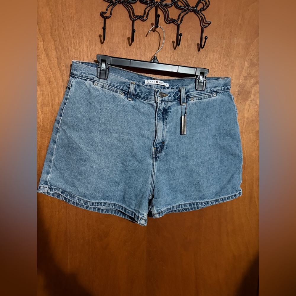 Vintage Light Wash Tommy Hilfiger Denim Shorts
